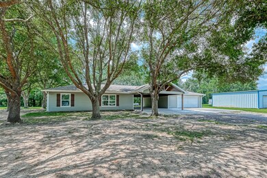 12208 Long Trail, Needville, TX 77461 - photo 5