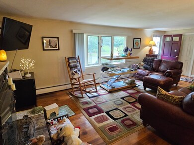 33 Cypress St, Buzzards Bay, MA 02532 - photo 7