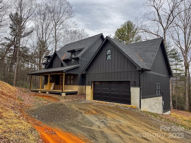 81 Goldenwood Ln, Mills River, NC 28759 - photo 2