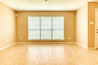 3707 Margaret St, Needville, TX 77461 - photo 5