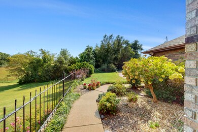 1617-Pear-Tree-Lane-09162022_125637