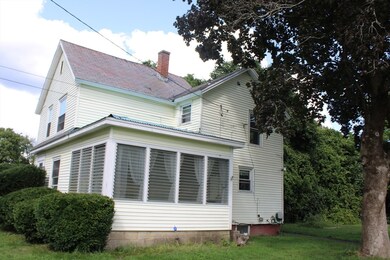 281 Wells St, Greenfield, MA 01301 - photo 3