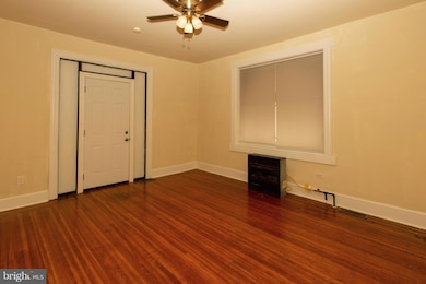 334 1-F E Main St unit 1F, Collegeville, PA 19426 - photo 2