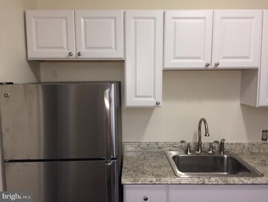 79 N Charlotte St unit 2, Pottstown, PA 19464 - photo 3