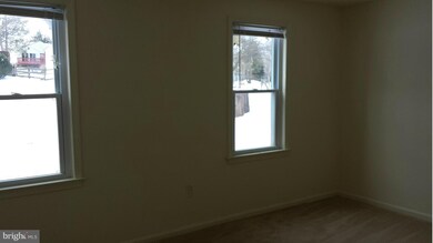 15009 Joshua Tree Rd, North Potomac, MD 20878 - photo 5