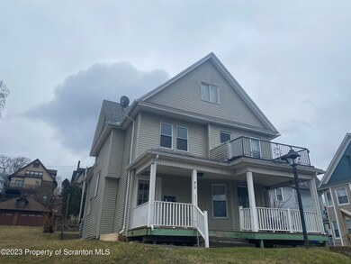 812 Quincy Ave, Scranton, PA 18510 - photo 2