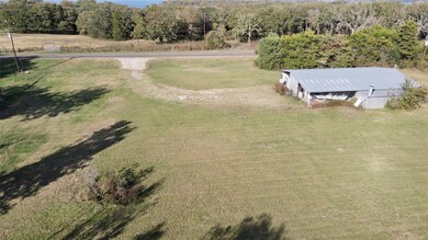 102 SE County Road 3085, Corsicana, TX 75109 - photo 4