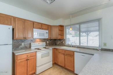 Kitchen (2)-SMALL