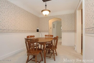 2035 Duiker Ave NE, Grand Rapids, MI 49505 - photo 2