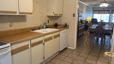 901 Joe Yenni Blvd unit B4, Kenner, LA 70065 - photo 5