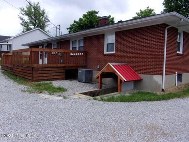 252 Chaplin Rd, Bloomfield, KY 40008 - photo 6