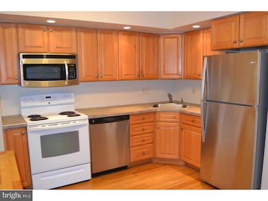 210 Bishop Dr, Aston, PA 19014 - photo 6