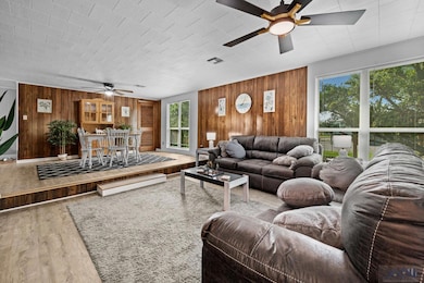 124 Cedar Ln, Grand Isle, LA 70358 - photo 5