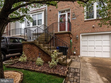 7211 Squirrel Run Ct, Springfield, VA 22152 - photo 2