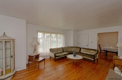 8 Crestwood Ave, Troy, NY 12180 - photo 7