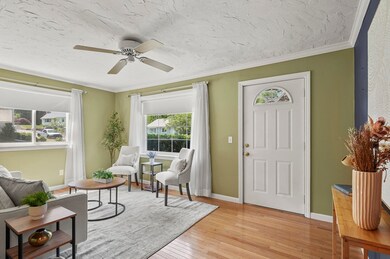 11 Robin Rd, Westborough, MA 01581 - photo 3