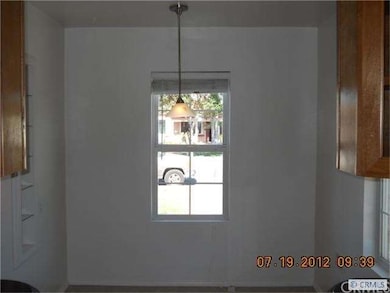 Dining area off kitchen