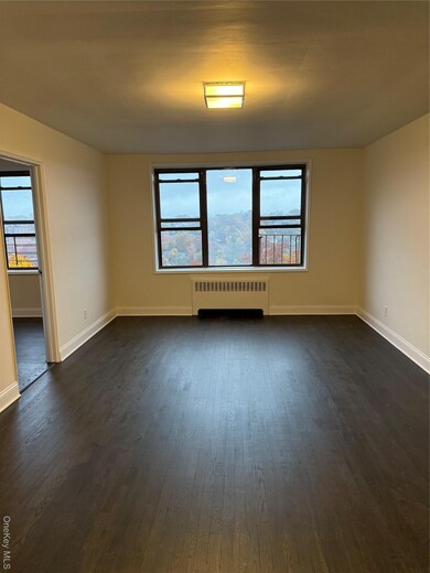 555 Mclean Ave unit 5A, Yonkers, NY 10705 - photo 5