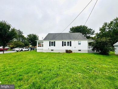 426 Virginia Ave, Front Royal, VA 22630 - photo 4