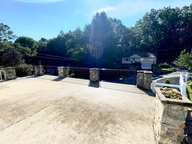 5 View Hill Rd, Southborough, MA 01772 - photo 3