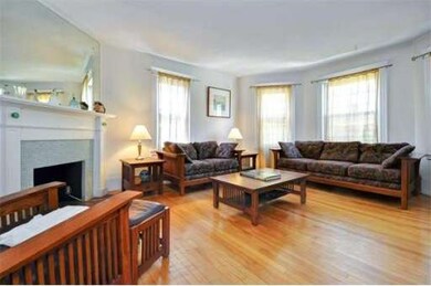 230 Freeman St unit 2, Brookline, MA 02446 - photo 3