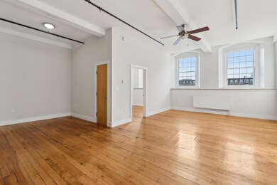 Fantastic One Bedroom: 18-419