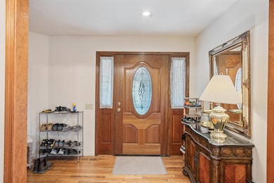 737 SE M St, Grants Pass, OR 97526 - photo 3