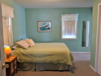 Aunt Mary's Cottage (29)