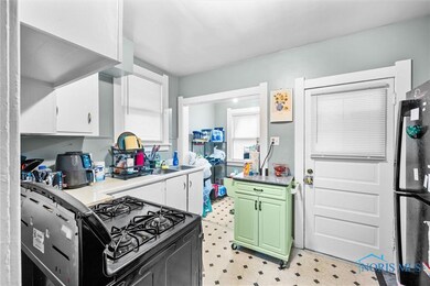 2023 Berkshire Place, Toledo, OH 43613 - photo 5