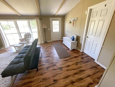 Living room 2
