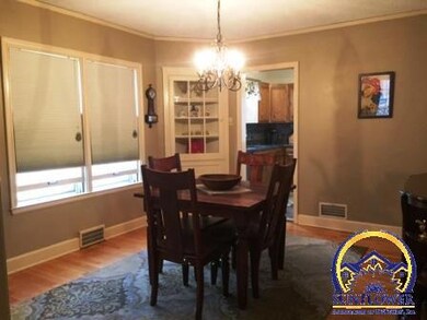 1731 SW Randolph Ave, Topeka, KS 66604 - photo 5