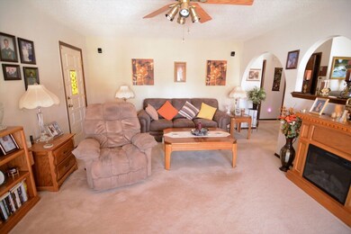 2327 Nevada Dr, Alamogordo, NM 88310 - photo 7