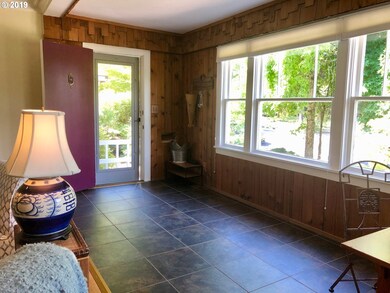 Entrance/Foyer