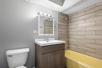 315 Des Plaines Ave unit 607, Forest Park, IL 60130 - photo 5