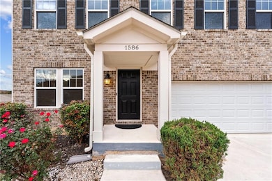 1586 Garden View Dr, Sugar Hill, GA 30518 - photo 4