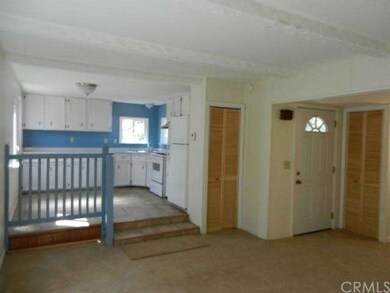 Open Living Room & Kitchen!