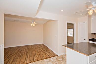 10006 W Deanita Ln, Sun City, AZ 85351 - photo 6