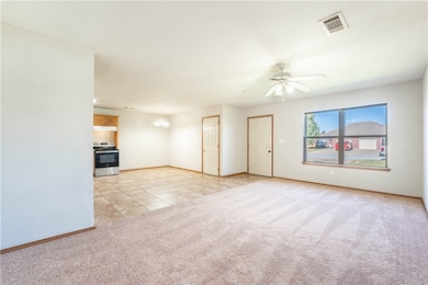 405 E Southern Trace Dr, Rogers, AR 72758 - photo 2