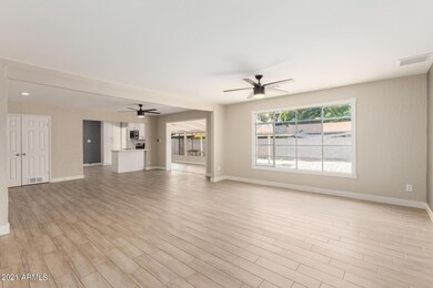 2. HUGR SPACIOUS LIGHT AND BRIGHT LIVING