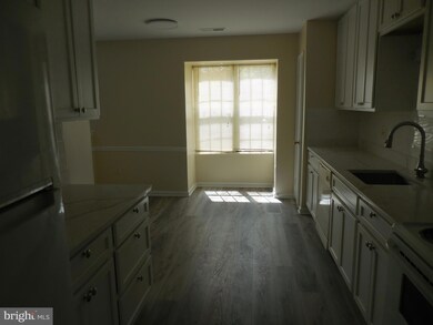 3427 Elenoir Ct, Bowie, MD 20716 - photo 4