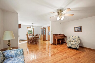 42 Sullivan Farm Dr, Rochester, NH 03868 - photo 6