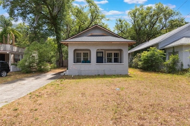 735 N Clara Ave, Deland, FL 32720 - photo 2