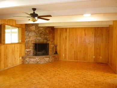 7-Family Room