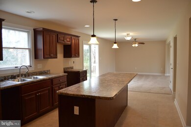 104 Mainbrace Dr, Queenstown, MD 21658 - photo 4