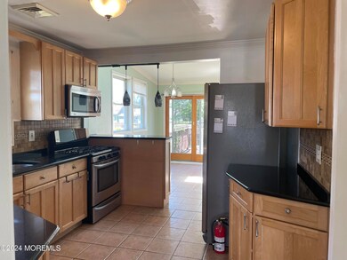 23 Park Ave, Keansburg, NJ 07734 - photo 3