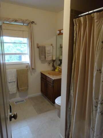 510 N Walnut St, Elmhurst, IL 60126 - photo 4