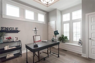 6716 Apache Dr, Shawnee, KS 66226 - photo 5