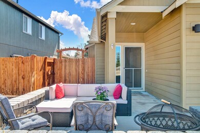21235 Thornhill Lane-3