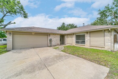 7206 Gallant Glen Ln, Houston, TX 77095 - photo 2