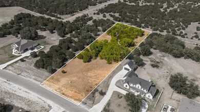 7128 Heathington Ct, Granbury, TX 76049 - photo 2